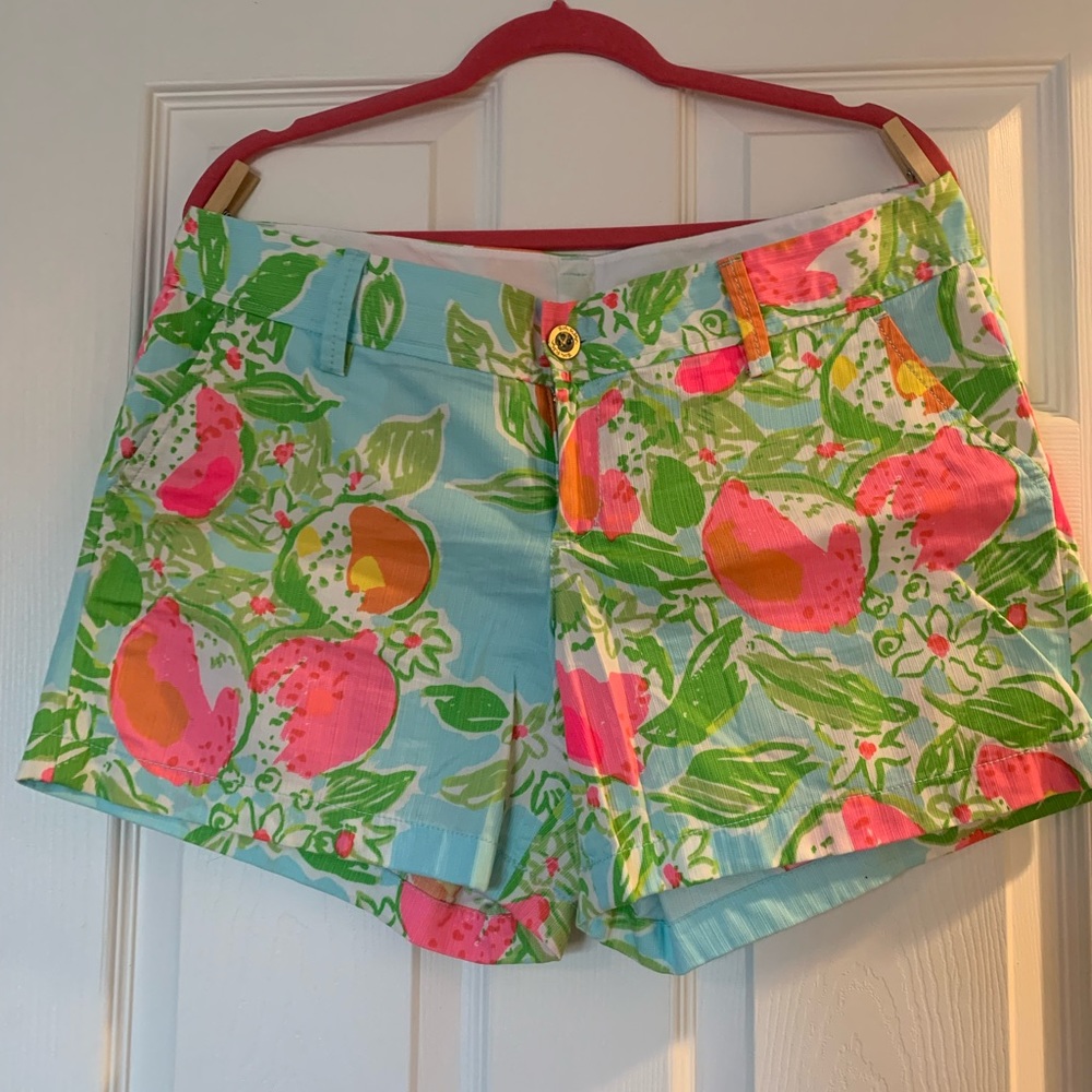 Lilly Pulitzer. Women’s size 12. Callahan short.
